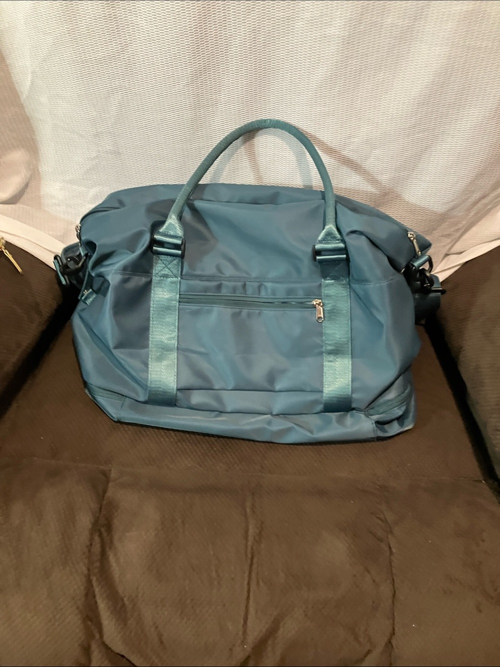 Classic Men's Duffel Bag in Teal - Picture 9 of 12